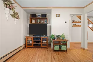 166 Swan Ln, Levittown, NY 11756 - Photo 14