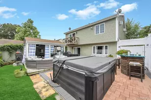 63 Silver Ln, Levittown, NY 11756 - Photo 24