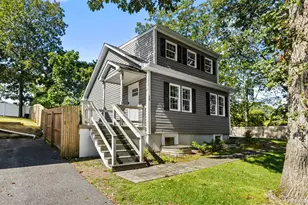 16 Ozone Rd, Rocky Point, NY 11778 - Photo 2