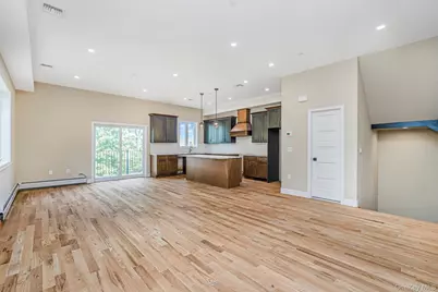 19 Glenwood Avenue, New York, NY 10301 - Photo 4