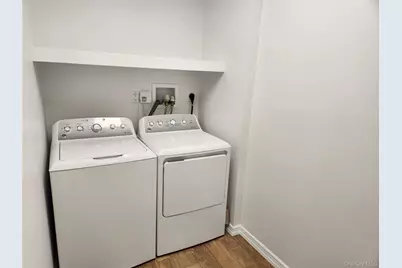 827 E Park Avenue #Lower, Long Beach, NY 11561 - Photo 14