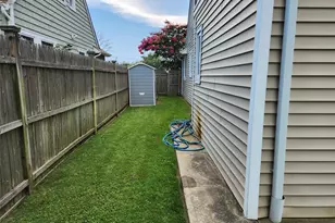 827 E Park Ave, Long Beach, NY 11561 - Photo 20