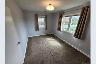 827 E Park Avenue #Lower, Long Beach, NY 11561 - Photo 8