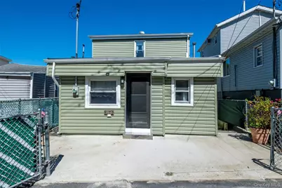 75 C Edgewater Park Edgewater Park #75C, Bronx, NY 10465 - Photo 1