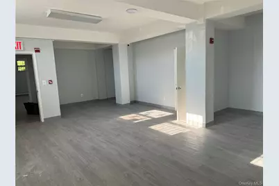 8866 Myrtle Avenue, Glendale, NY 11385 - Photo 12