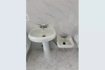 8866 Myrtle Avenue, Glendale, NY 11385 - Photo 28