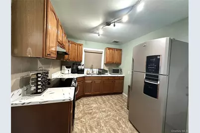 [Address not provided], Syosset, NY 11791 - Photo 2
