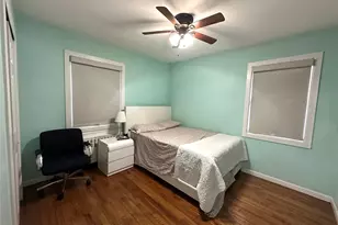 [Address not provided], Syosset, NY 11791 - Photo 10