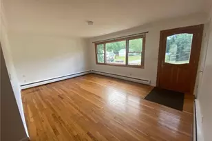 25 Orchard Dr, Wappingers Falls, NY 12590 - Photo 4