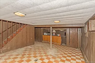 305 Crowell St, Hempstead, NY 11550 - Photo 18