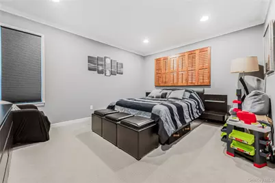 1 Clark Street, Smithtown, NY 11787 - Photo 24