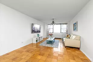 6120 Grand Central Pkwy, Forest Hills, NY 11375 - Photo 4