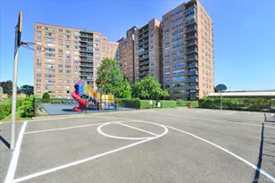 6120 Grand Central Pkwy, Forest Hills, NY 11375 - Photo 16