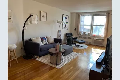 241-20 Northern Boulevard #3H, Douglaston, NY 11362 - Photo 2