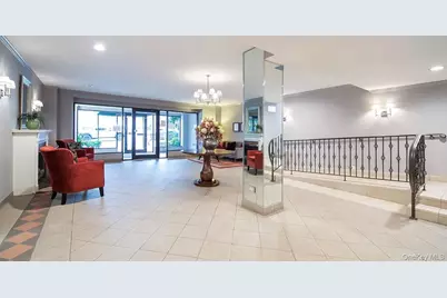 241-20 Northern Boulevard #3H, Douglaston, NY 11362 - Photo 8