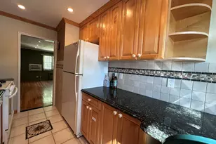 15-27 212th St, Bayside, NY 11360 - Photo 4