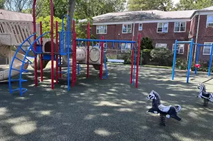 15-27 212th St, Bayside, NY 11360 - Photo 28