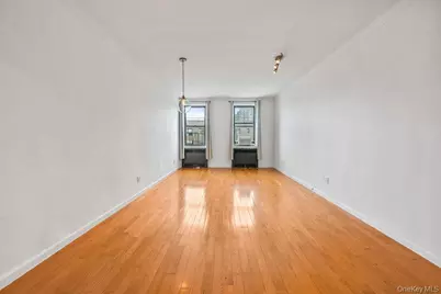 69-40 Yellowstone Boulevard #62O, Forest Hills, NY 11375 - Photo 6
