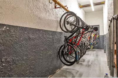 69-40 Yellowstone Boulevard #62O, Forest Hills, NY 11375 - Photo 16