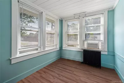 197 S 4th Street, Lindenhurst, NY 11757 - Photo 14