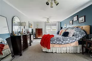 197 S 4th St, Lindenhurst, NY 11757 - Photo 12