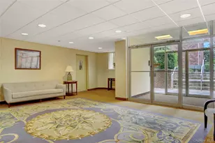 20 Daley Pl, Lynbrook, NY 11563 - Photo 4