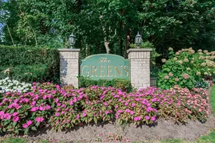 15 Fairway Cir S, Manhasset, NY 11030 - Photo 32