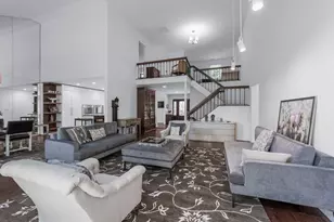 15 Fairway Cir S, Manhasset, NY 11030 - Photo 18