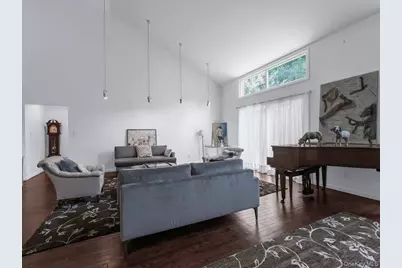 15 Fairway Circle S #15, Manhasset, NY 11030 - Photo 16