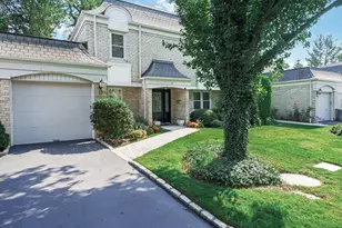 15 Fairway Cir S, Manhasset, NY 11030 - Photo 4