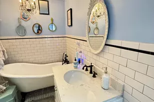 162-38 97th St, Howard Beach, NY 11414 - Photo 16