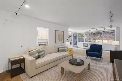 310 E 70th Street #1M, New York, NY 10021 - Photo 2