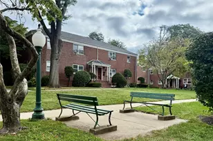 560 Tuckahoe Rd, Yonkers, NY 10710 - Photo 2