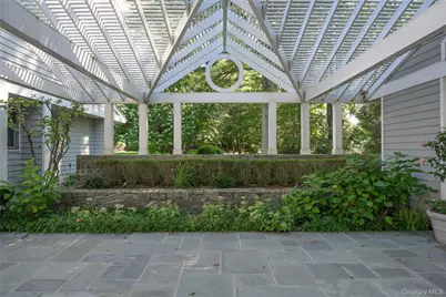 48 Morgan Drive, Old Westbury, NY 11568 - Photo 40