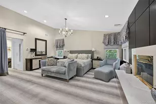 48 Morgan Dr, Old Westbury, NY 11568 - Photo 26