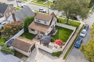 1134 Rosegold St, Franklin Square, NY 11010 - Photo 28