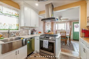 1134 Rosegold St, Franklin Square, NY 11010 - Photo 14