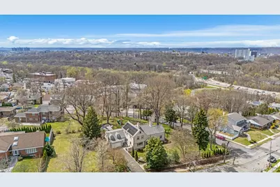 191 Dunwoodie Street, Yonkers, NY 10704 - Photo 38