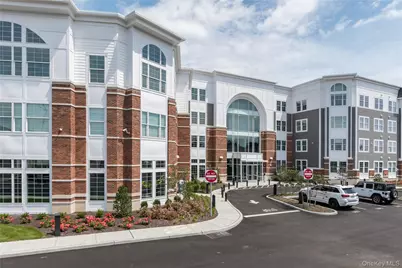 75 E Hoffman Avenue #2067, Lindenhurst, NY 11757 - Photo 2