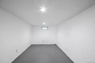 11 McGowan Ln, Central Islip, NY 11722 - Photo 14