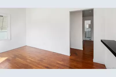 11 McGowan Lane, Central Islip, NY 11722 - Photo 6