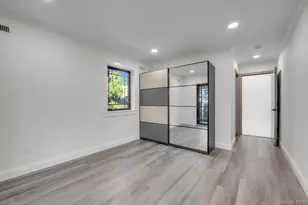 165-15 Cross Island Pkwy, Whitestone, NY 11357 - Photo 14