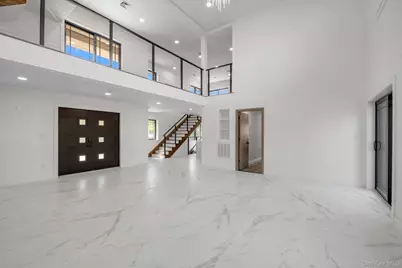 16515 Cross Island Parkway, Whitestone, NY 11357 - Photo 6