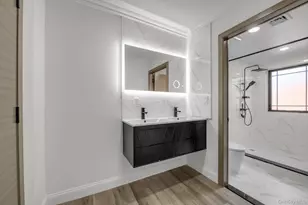 165-15 Cross Island Pkwy, Whitestone, NY 11357 - Photo 22