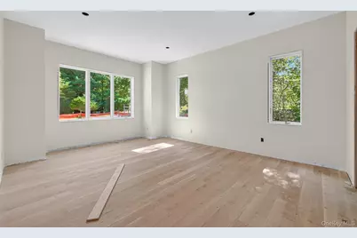 35 Driftwood Drive, Somers, NY 10589 - Photo 8