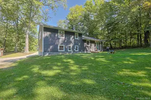 587 Winterton Rd, Bloomingburg, NY 12721 - Photo 24