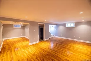 1035 Wool Ave, Franklin Square, NY 11010 - Photo 14