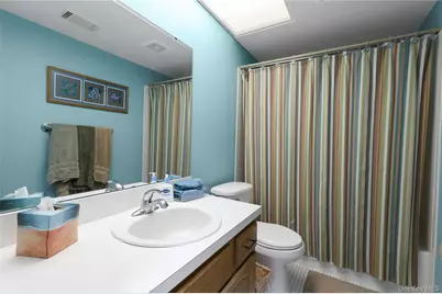 180 Treetop Circle, Nanuet, NY 10954 - Photo 18