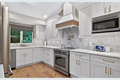 140 Ocean Avenue, Northport, NY 11768 - Photo 4