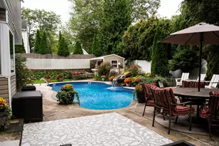 8 Beaumont Ln, Lake Grove, NY 11755 - Photo 38